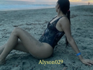 Alyson029