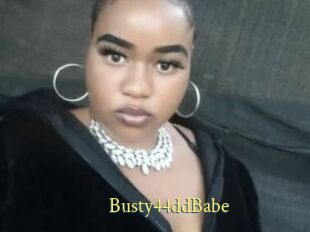 Busty44ddBabe