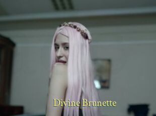 Divine_Brunette