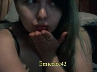 Emieelee42