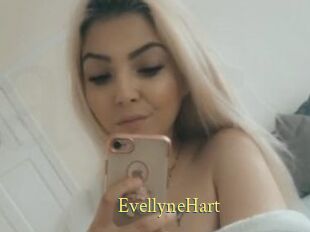 EvellyneHart