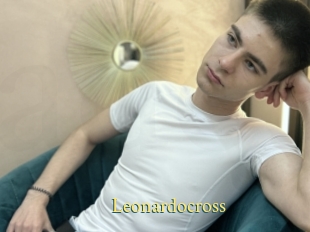 Leonardocross