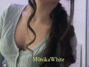 M0nikaWhite