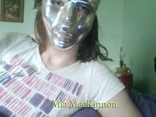 Mia_MacKinnon