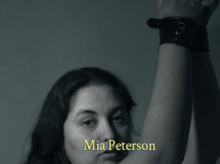 Mia_Peterson