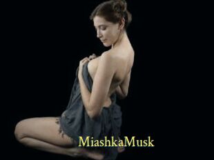 MiashkaMusk
