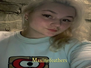 Maxinefeathers
