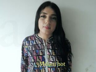 Melani_hot
