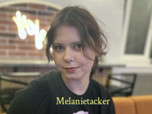 Melanietacker