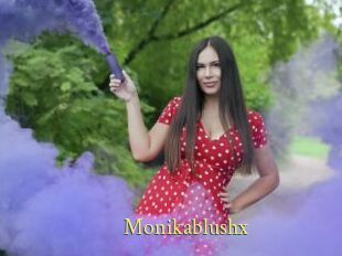 Monikablushx