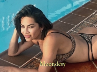 Moondesy