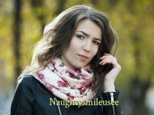 Naughtysmileusee