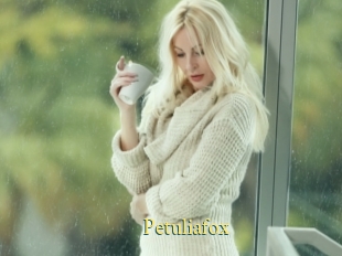 Petuliafox