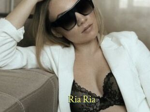 Ria_Ria