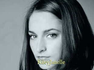 Riley_Janelle