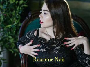 Roxanne_Noir