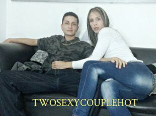 TWOSEXYCOUPLEHOT