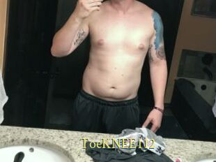 ToeKNEE112
