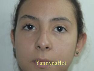 YannynaHot